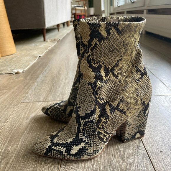 LOEFFLER RANDALL ISLA ANKLE BOOTIE- Sz 7 - Picture 1 of 6